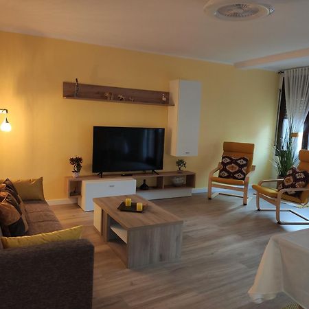 Apartamento Confort II La Seu d'Urgell Eksteriør bilde