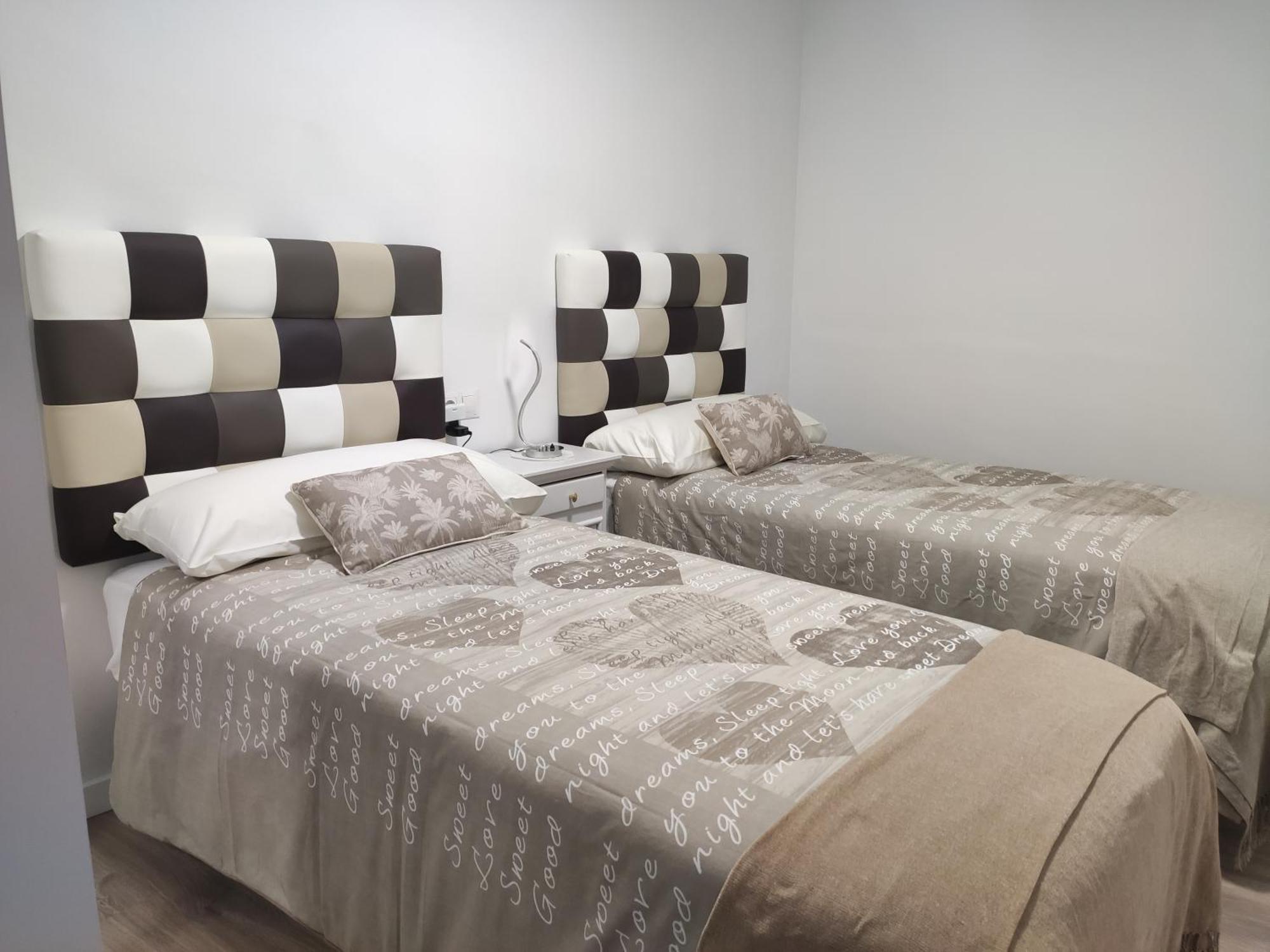 Apartamento Confort II La Seu d'Urgell Eksteriør bilde